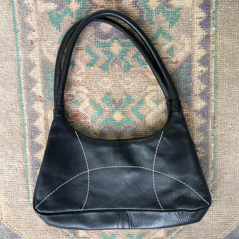 Vintage Ted Baker London Black leather shoulder bag with white stitch accent